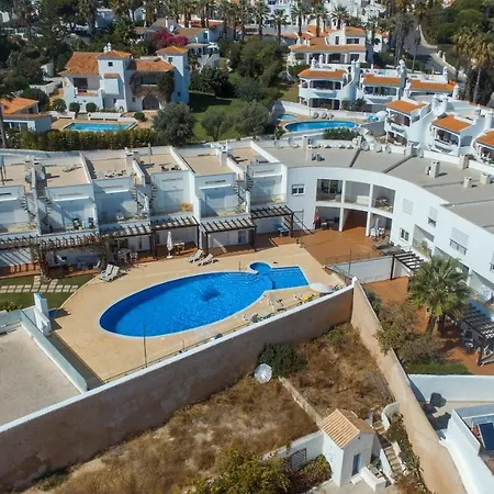Cliff-top Townhouse With Stunning Ocean Views * 卡武埃鲁