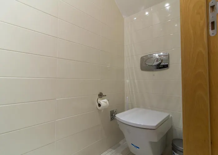 Cliff-top Townhouse With Stunning Ocean Views 아파트