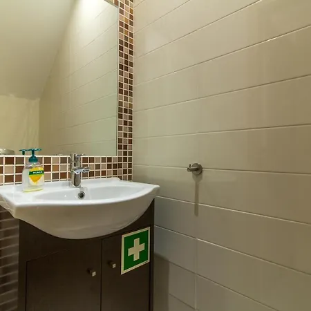 Daire Cliff-top Townhouse With Stunning Ocean Views