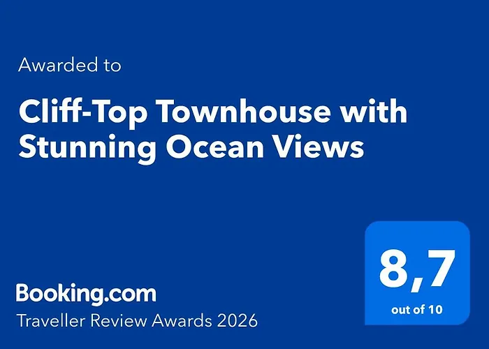 Cliff-top Townhouse With Stunning Ocean Views Appartement *